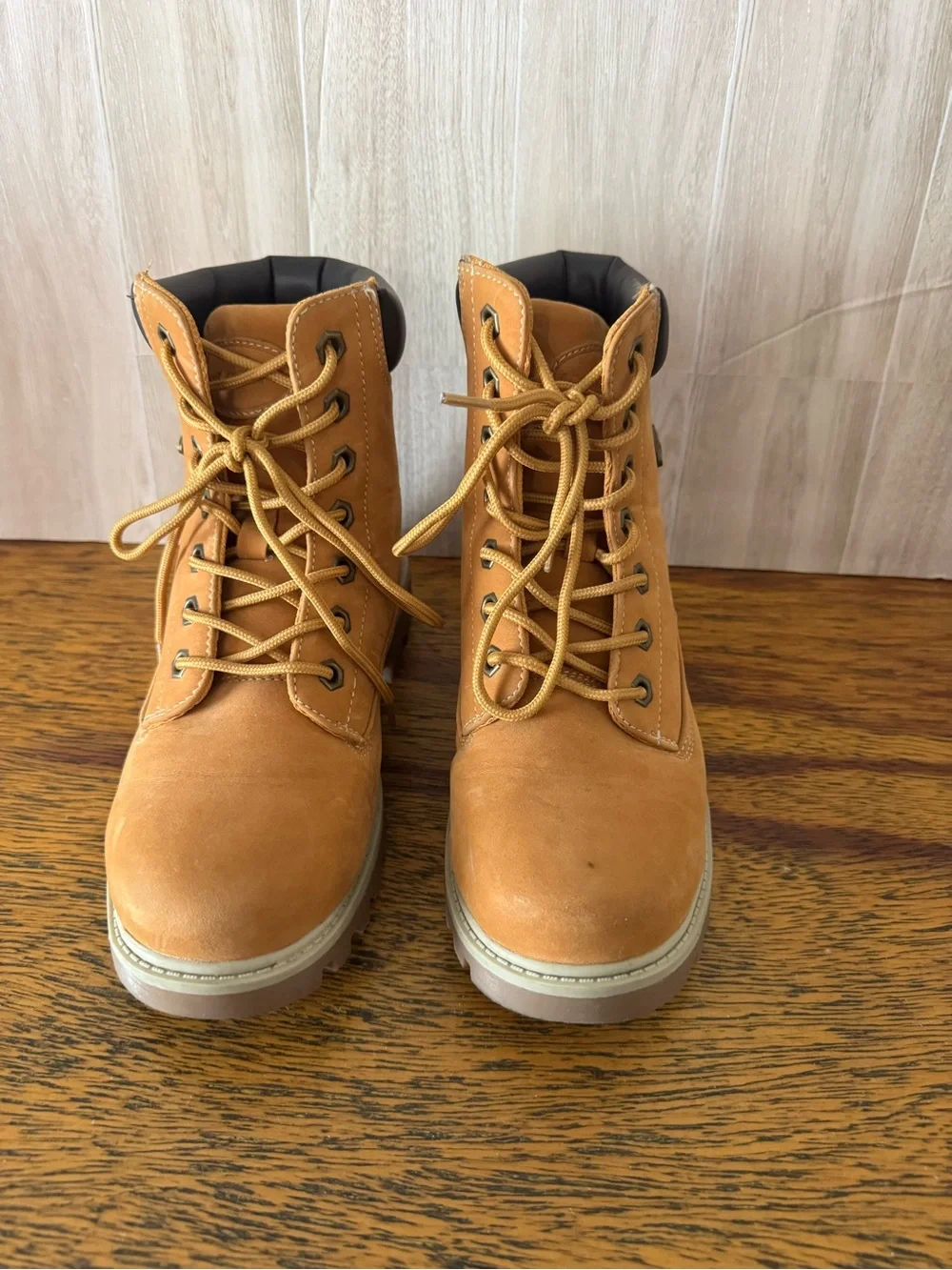 Lugz Brace Hi Golden Wheat Lace-Up Work Boots with Padded Collar